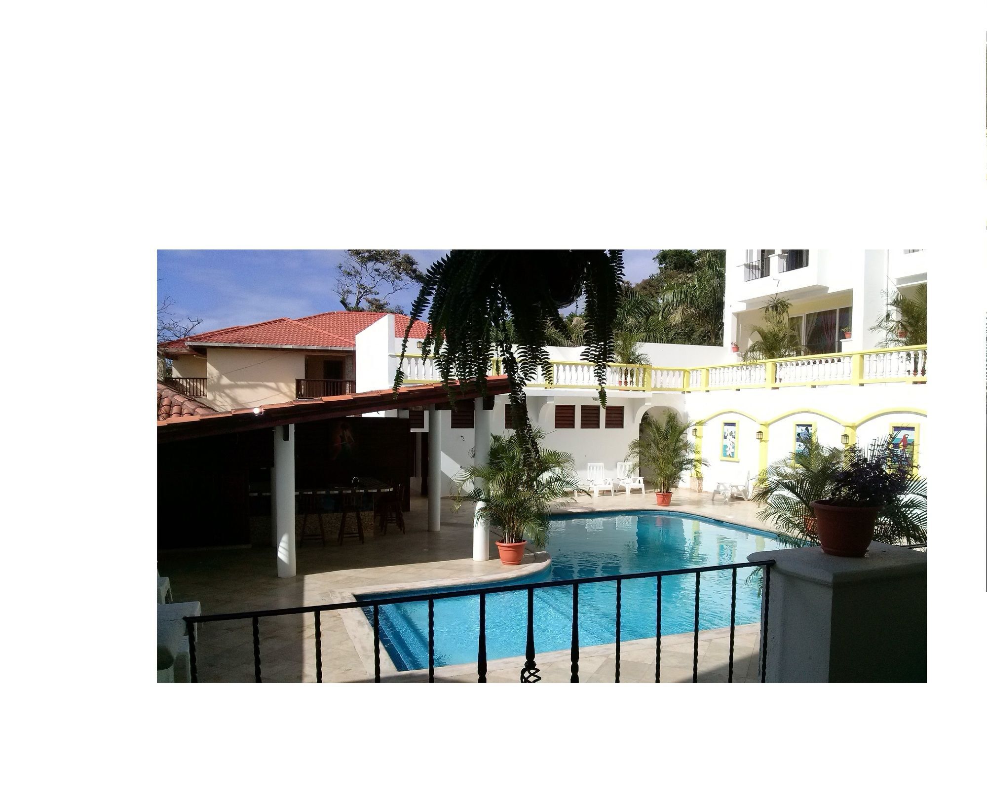 Hotel West Bay Colonial Exterior foto